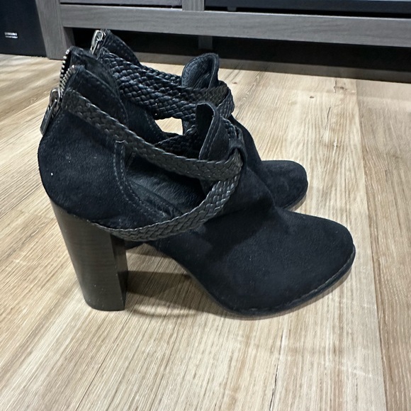 Frye  Margareth  suede  braided booties  in good condition Sz 10 - Picture 3 of 11